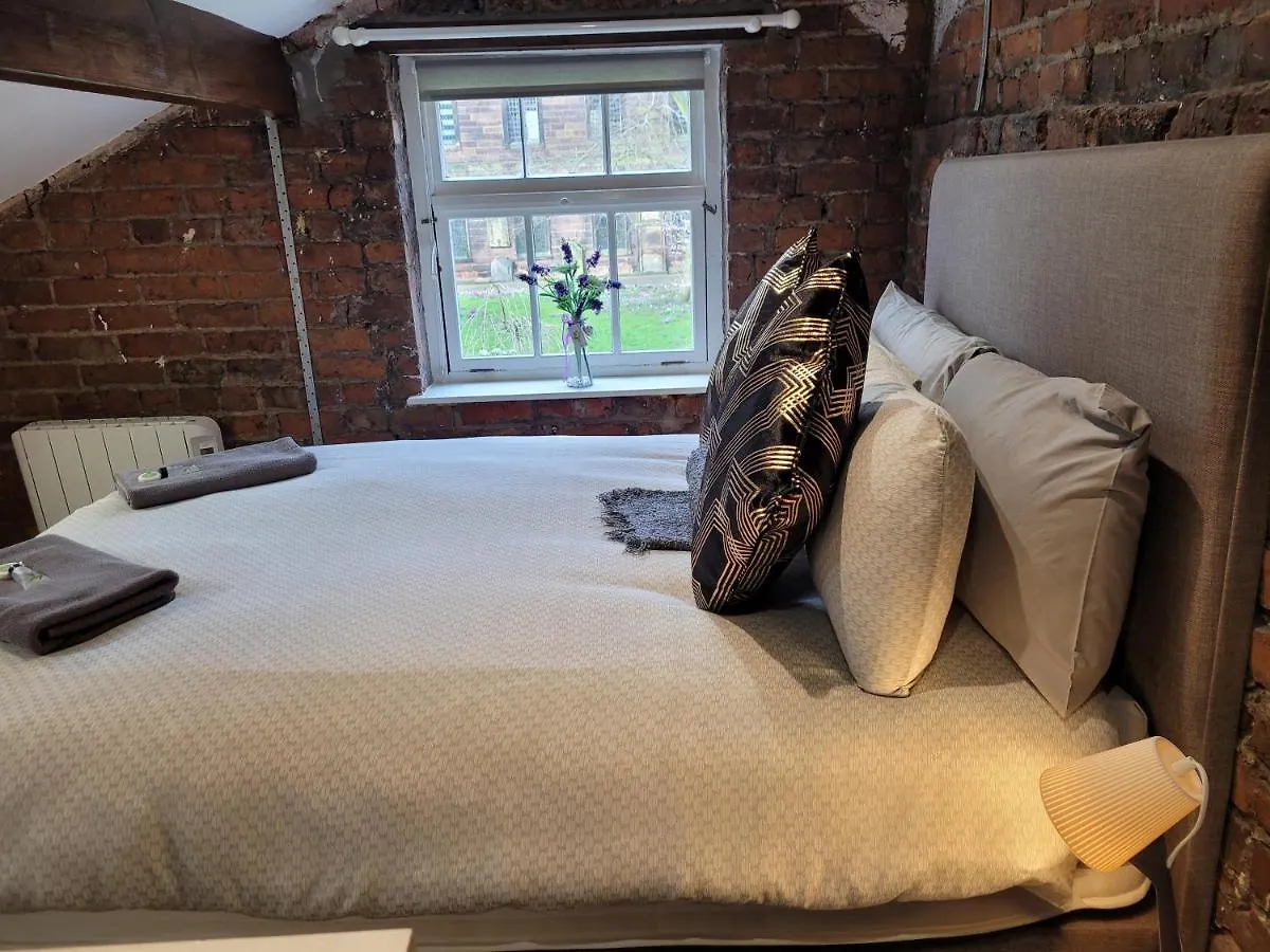 Carlisle Central, Cute Studio Appt, The Cupboard Holiday home Carlisle (Cumbria)