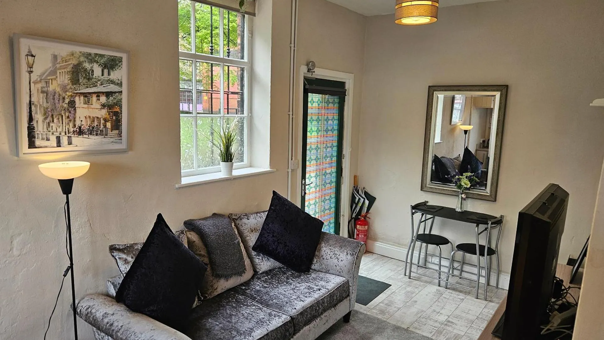 Carlisle Central, Cute Studio Appt, The Cupboard United Kingdom