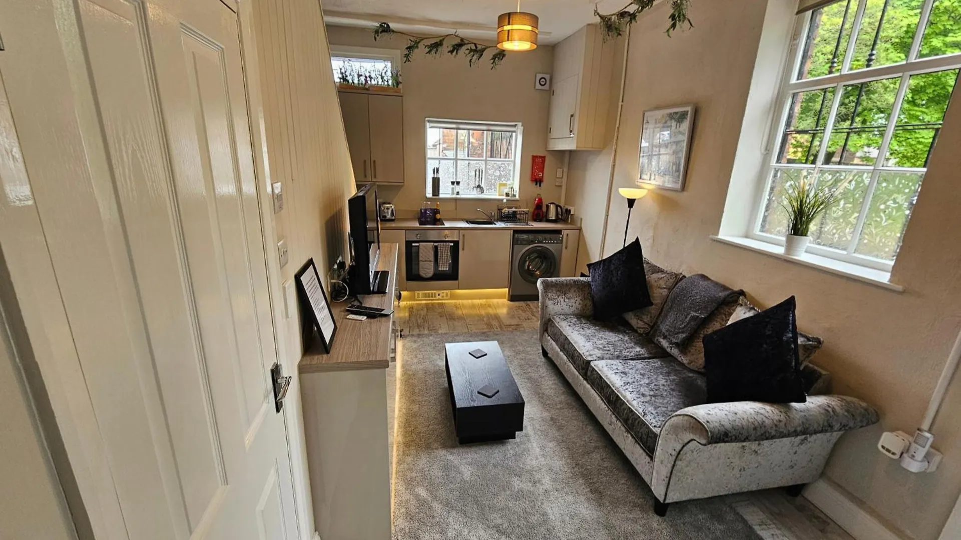 Carlisle Central, Cute Studio Appt, The Cupboard Holiday home